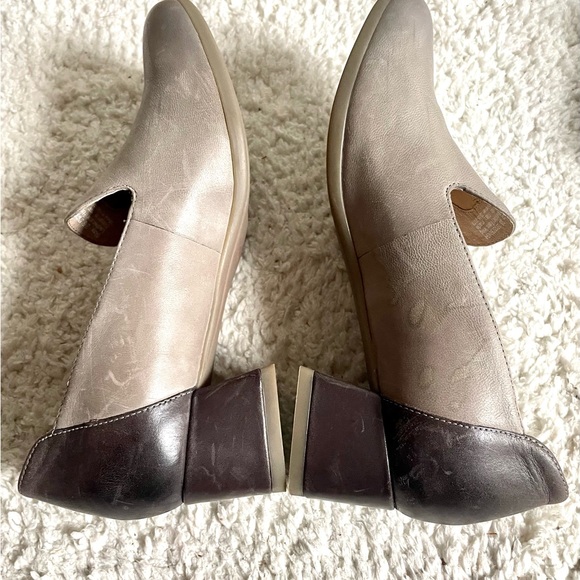 Dansko Taupe Napa Leather Block Heeled Loafers sz 6 - Picture 3 of 9